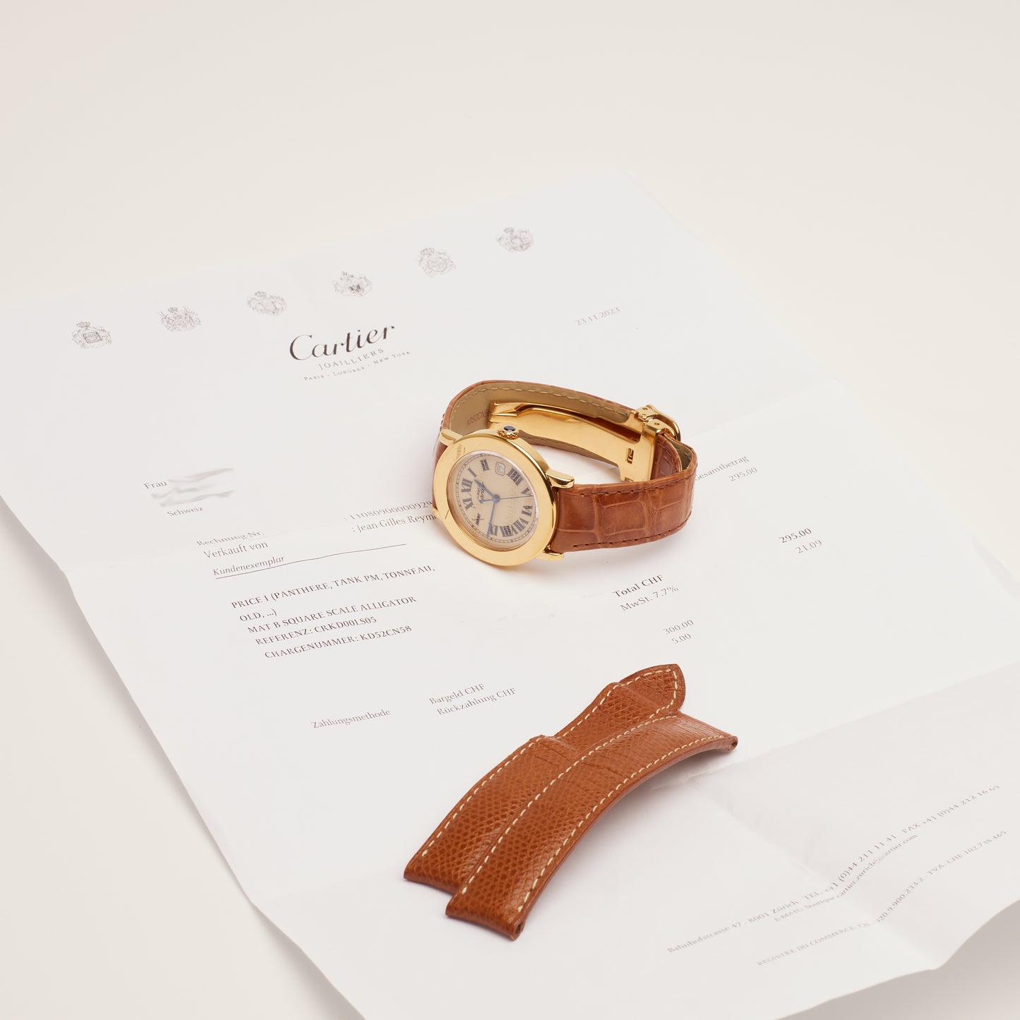 Cartier Must de Cartier Ronde Solo watch with Alligator strap
