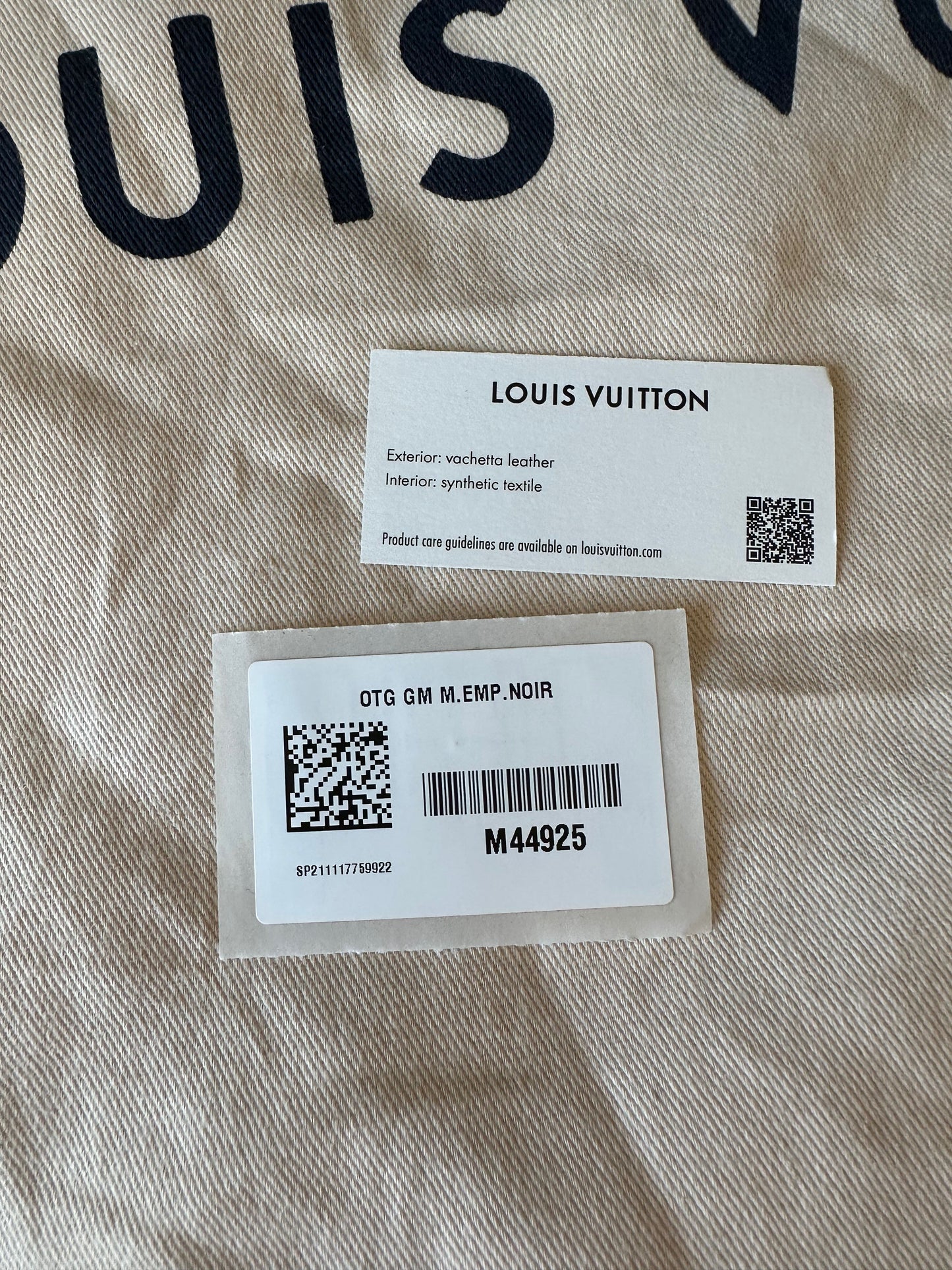 Sac Louis Vuitton On The Go GM en cuir noir