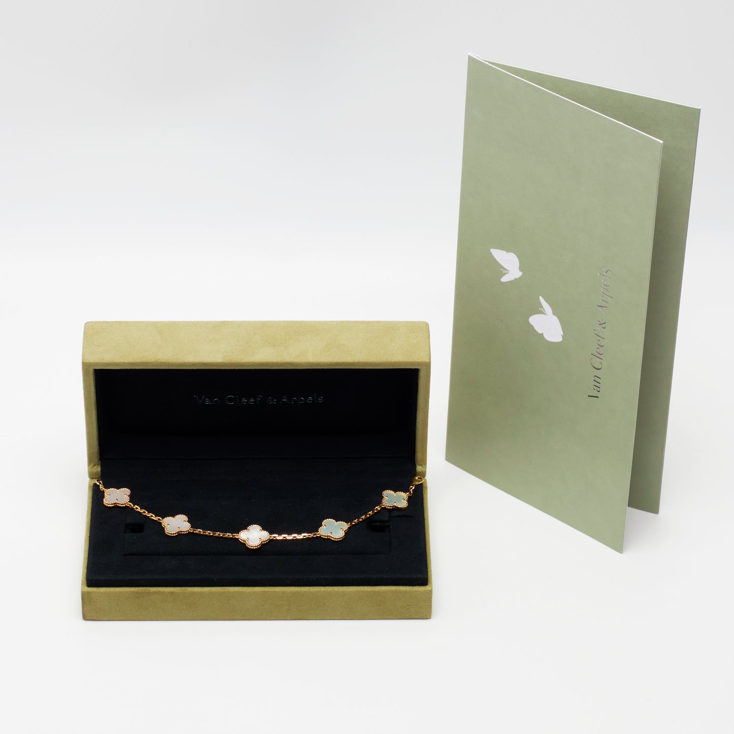 Bracelet Van Cleef & Arpels Vintage Alhambra 5 motifs nacre en or jaune
