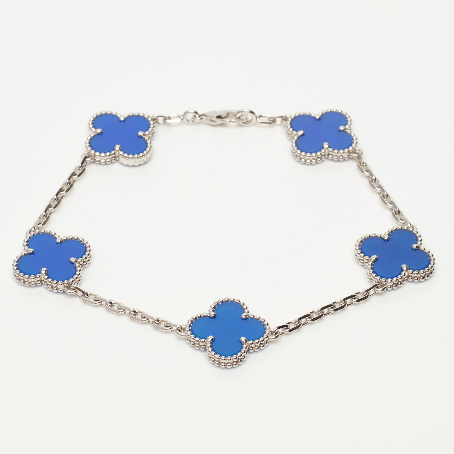Bracelet Van Cleef & Arpels Vintage Alhambra 5 motifs agate bleu en or blanc Special Order