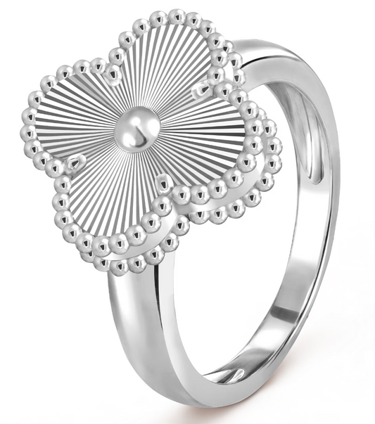 Bague Van Cleef & Arpels Vintage Alhambra Guilloché en or blanc