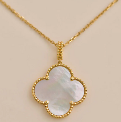 Sautoir Van Cleef & Arpels Magic Alhambra en or jaune et nacre