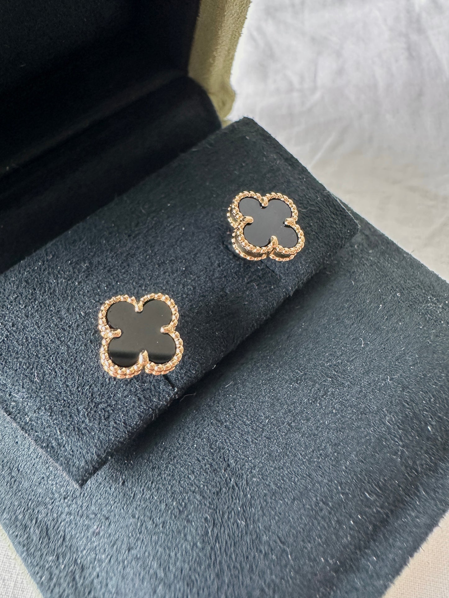 Boucles d’oreilles Sweet Alhambra Onyx en or jaune