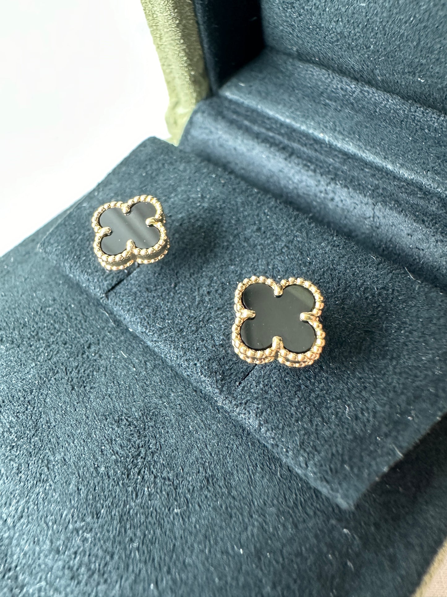 Boucles d’oreilles Sweet Alhambra Onyx en or jaune