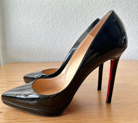 Escarpins LOUBOUTIN Pigalle Plato 38.5