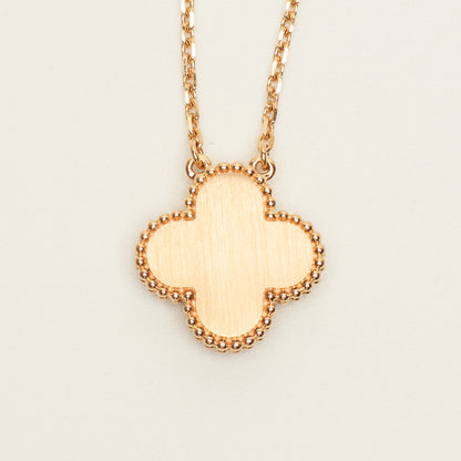 Collier Van Cleef & Arpels Alhambra Holiday Pendant diamant oeil de tigre en or rose