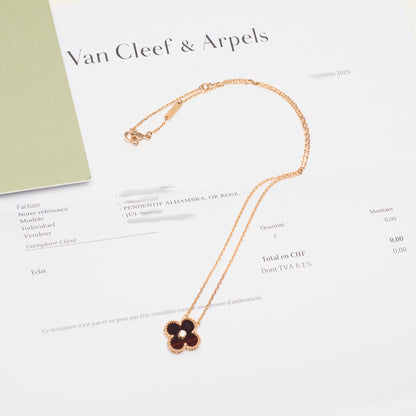 Collier Van Cleef & Arpels Alhambra Holiday Pendant diamant oeil de tigre en or rose