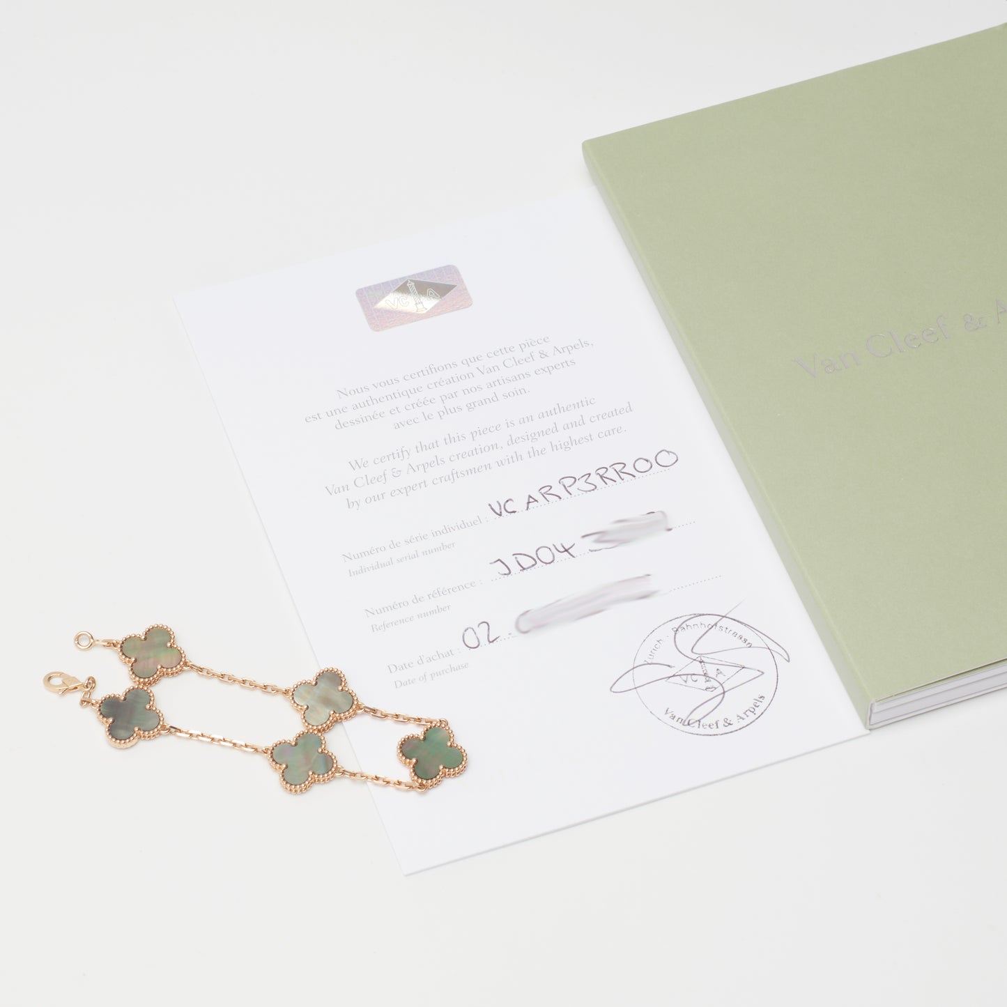 Bracelet Van Cleef & Arpels Special Order Vintage Alhambra 5 motifs nacre grise en or rose