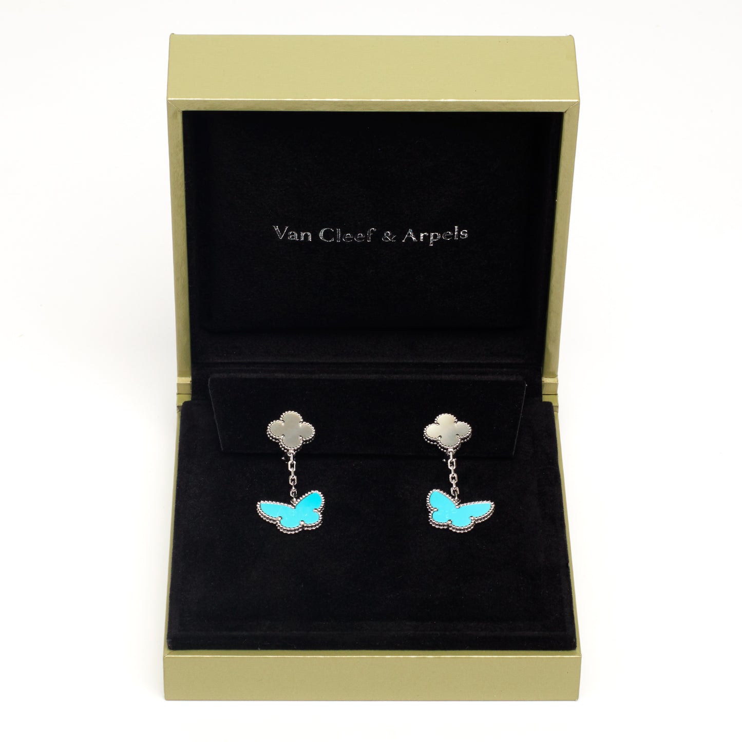 Boucles d’oreilles Van Cleef & Arpels Lucky Alhambra turquoise et nacre en or blanc