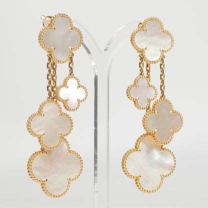 Boucles d’oreilles Van Cleef & Arpels Magic Alhambra 4 motifs