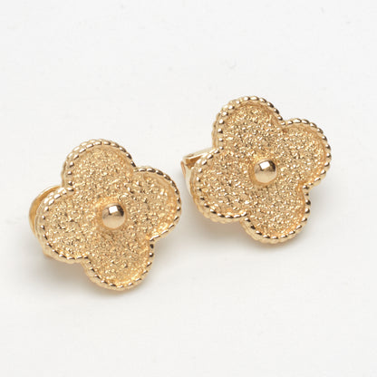Boucles d’oreilles Van Cleef & Arpels Magic Alhambra