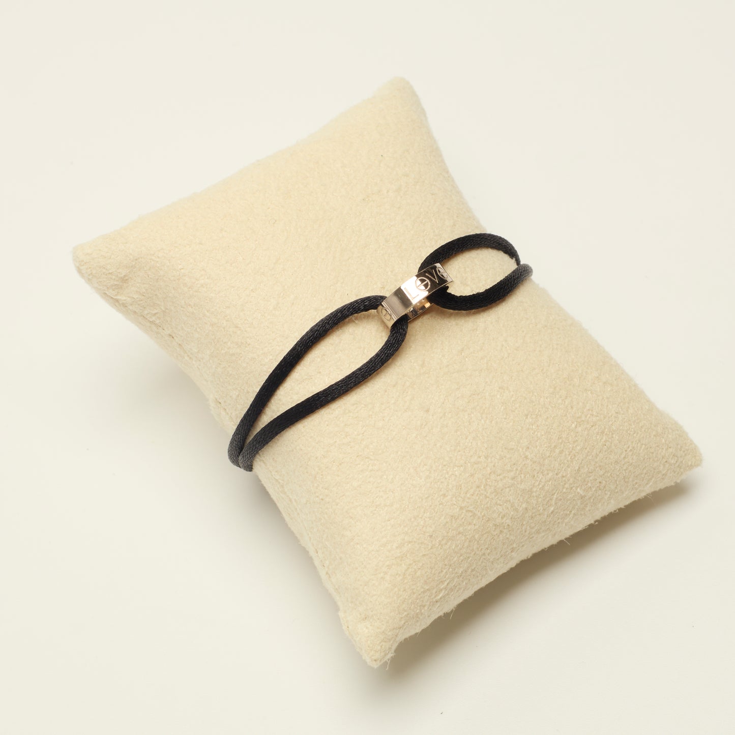 Bracelet Cartier Love Cord en or blanc
