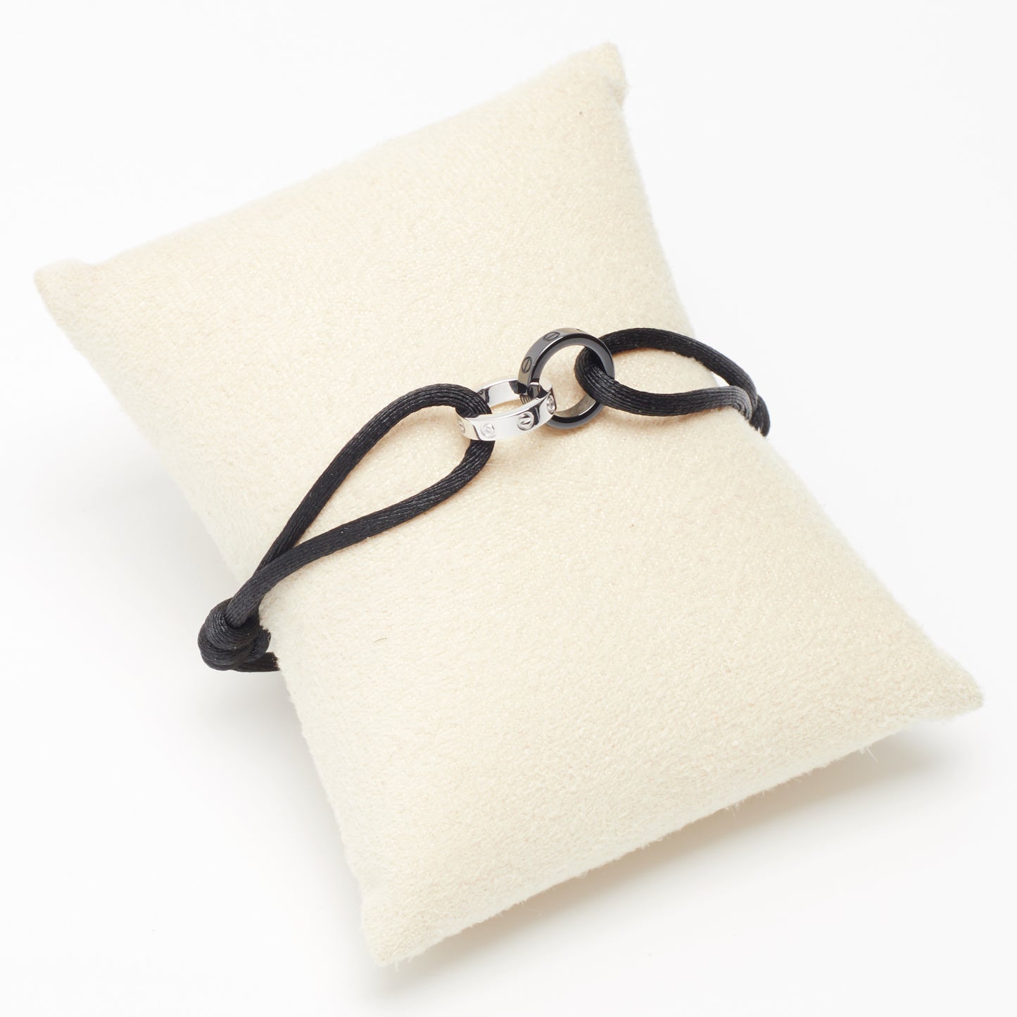 Bracelet Cartier Love Cord en or blanc et céramique
