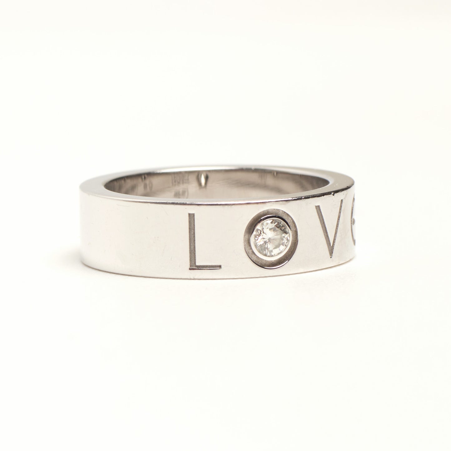 Bague Cartier Love Classique en or blanc et diamant taille 51
