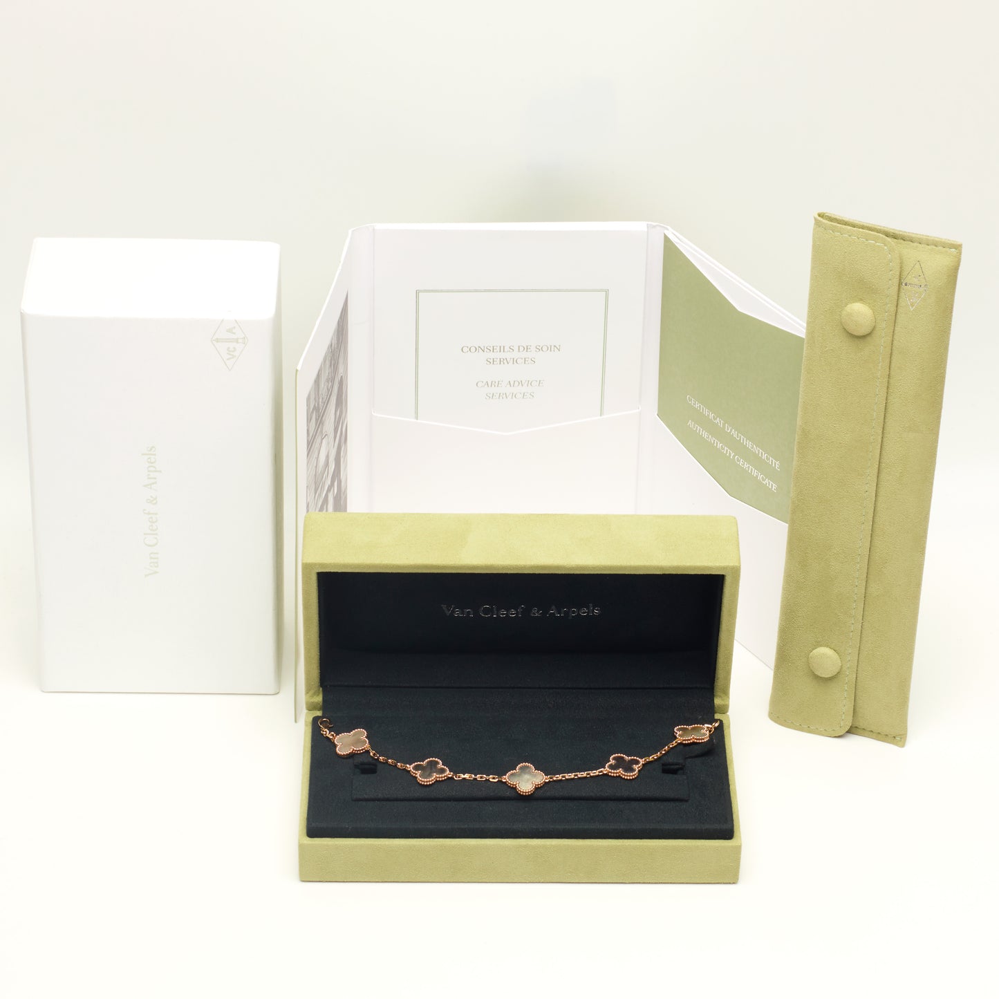 Bracelet Van Cleef & Arpels Special Order Vintage Alhambra 5 motifs nacre grise en or rose