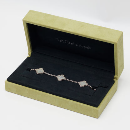 Bracelet Van Cleef & Arpels Vintage Alhambra 5 motifs nacre en or blanc