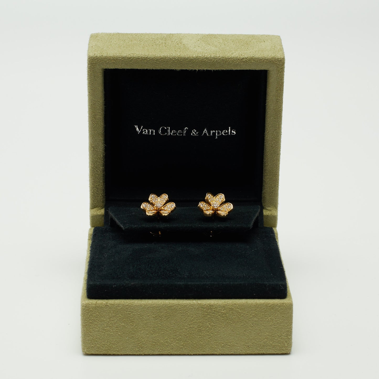Van Cleef & Arpels Frivole earrings in yellow gold and diamonds