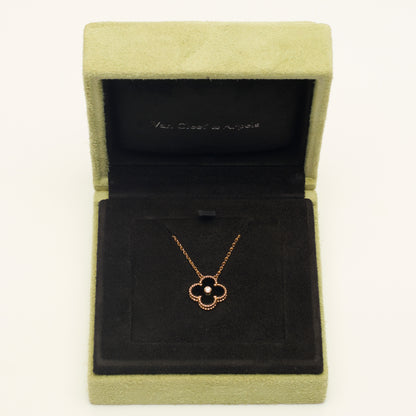 Collier Van Cleef & Arpels Alhambra Holiday Pendant diamant onyx en or rose