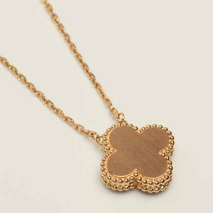 Collier Van Cleef & Arpels Alhambra Holiday Pendant diamant onyx en or rose