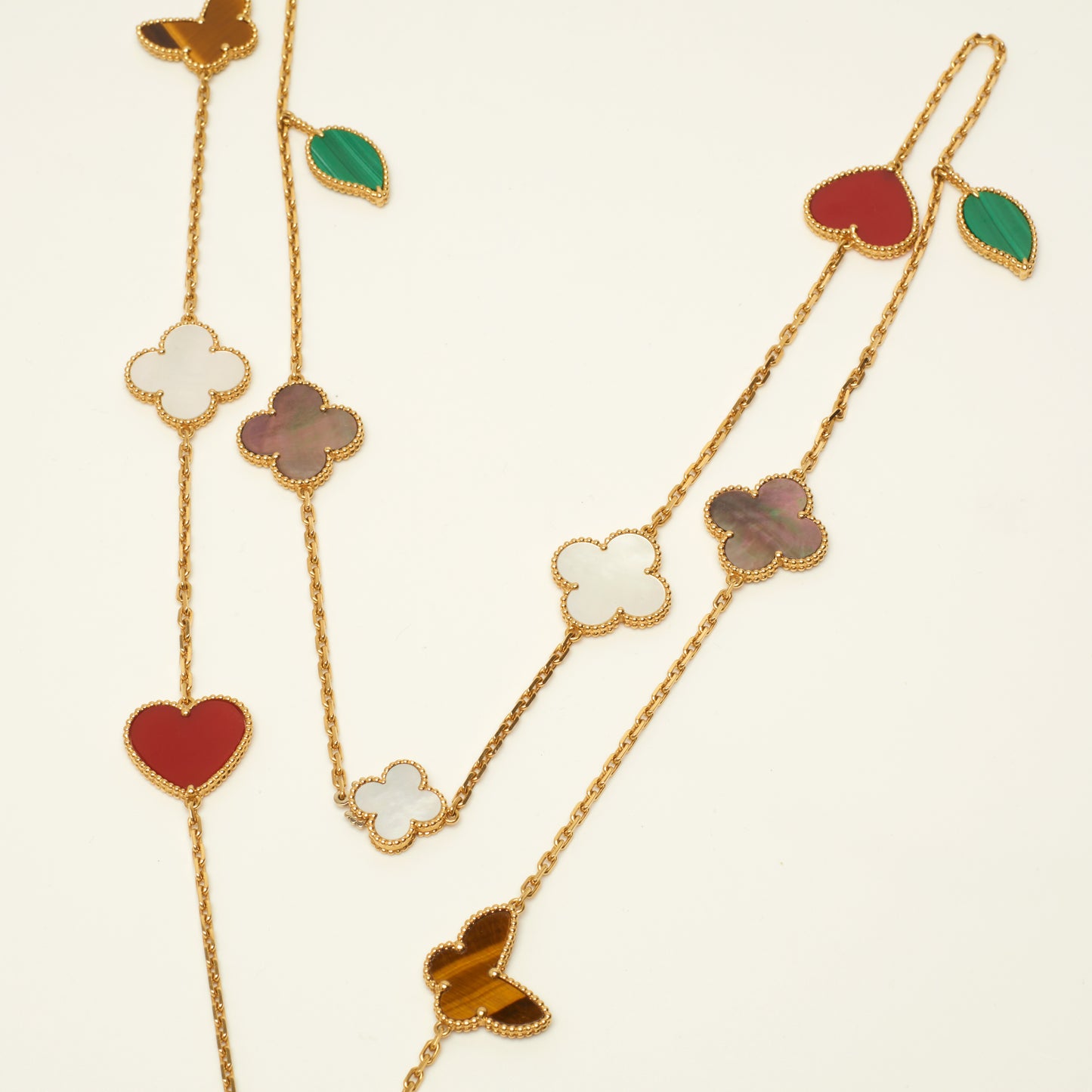 Sautoir Van Cleef & Arpels Lucky Alhambra 12 motifs en or jaune VCARD80100