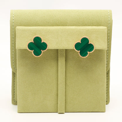 Boucles d’oreilles Van Cleef & Arpels Magic Alhambra Malachite