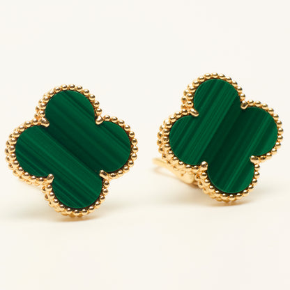 Boucles d’oreilles Van Cleef & Arpels Magic Alhambra Malachite