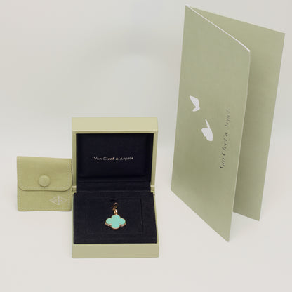 RARE Pendentif Van Cleef & Arpels Magic Alhambra turquoise en or jaune