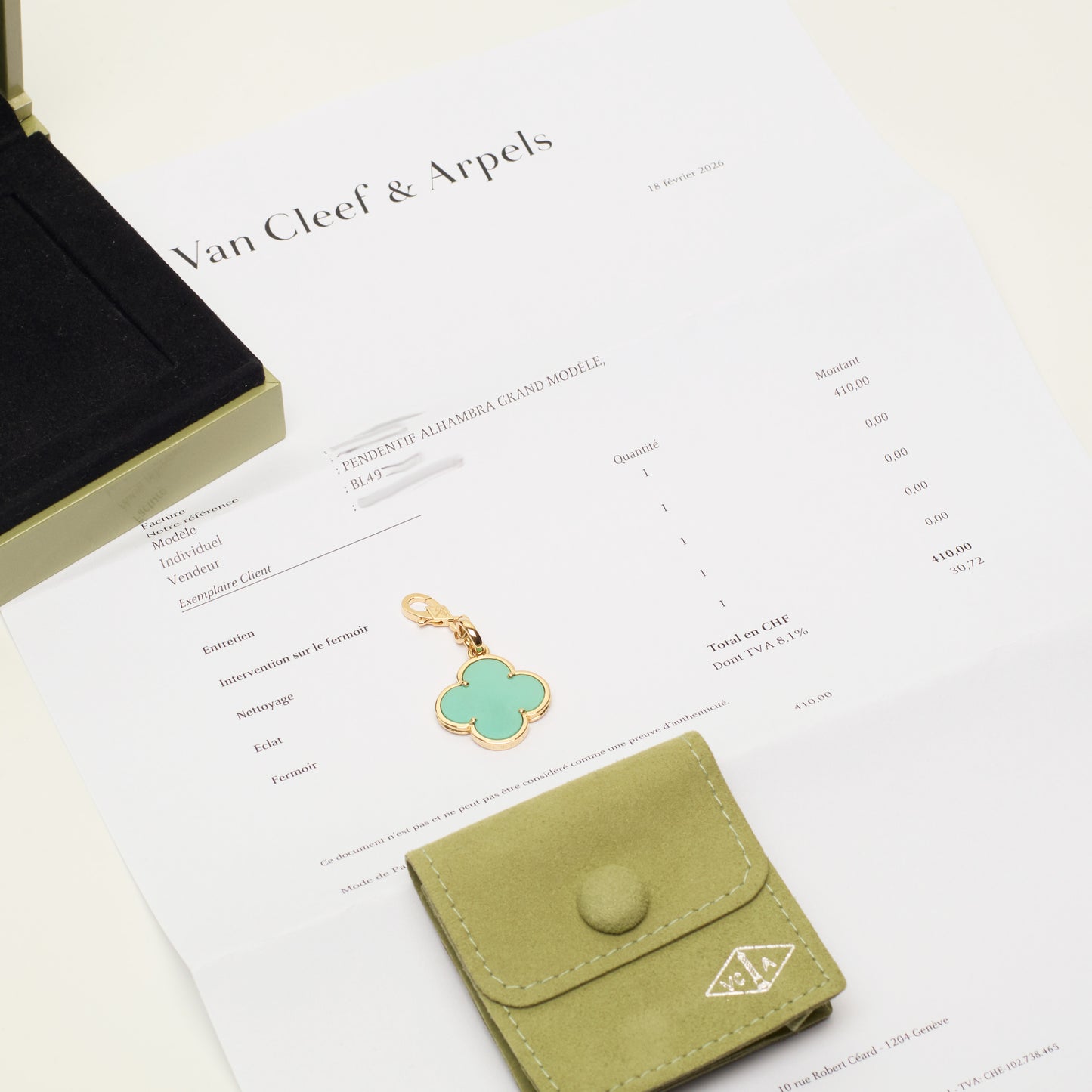 RARE Pendentif Van Cleef & Arpels Magic Alhambra turquoise en or jaune